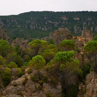 Photo de France - Le Cirque de Mourèze et le Lac du Salagou